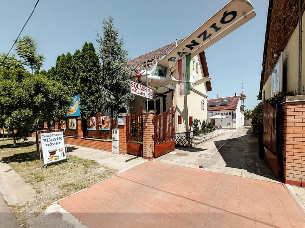 Pilota Panzio Bed & Breakfast Seghedin Exterior foto