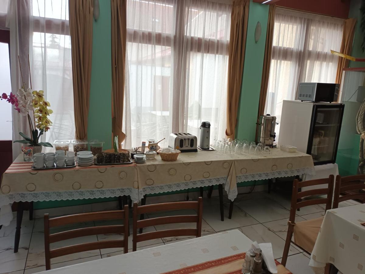 Pilota Panzio Bed & Breakfast Seghedin Exterior foto