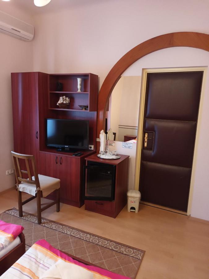 Pilota Panzio Bed & Breakfast Seghedin Exterior foto