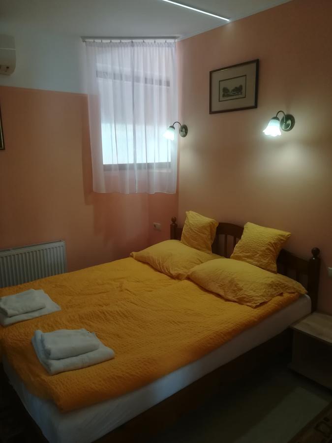 Pilota Panzio Bed & Breakfast Seghedin Exterior foto